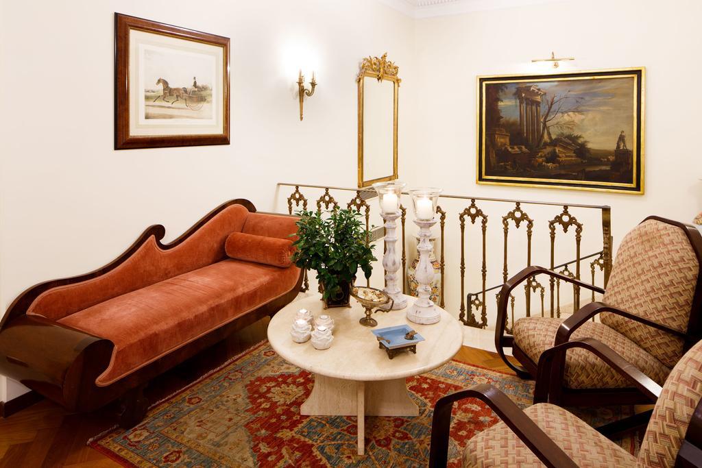 Palazzo Marziale Maison d'hôtes 3*